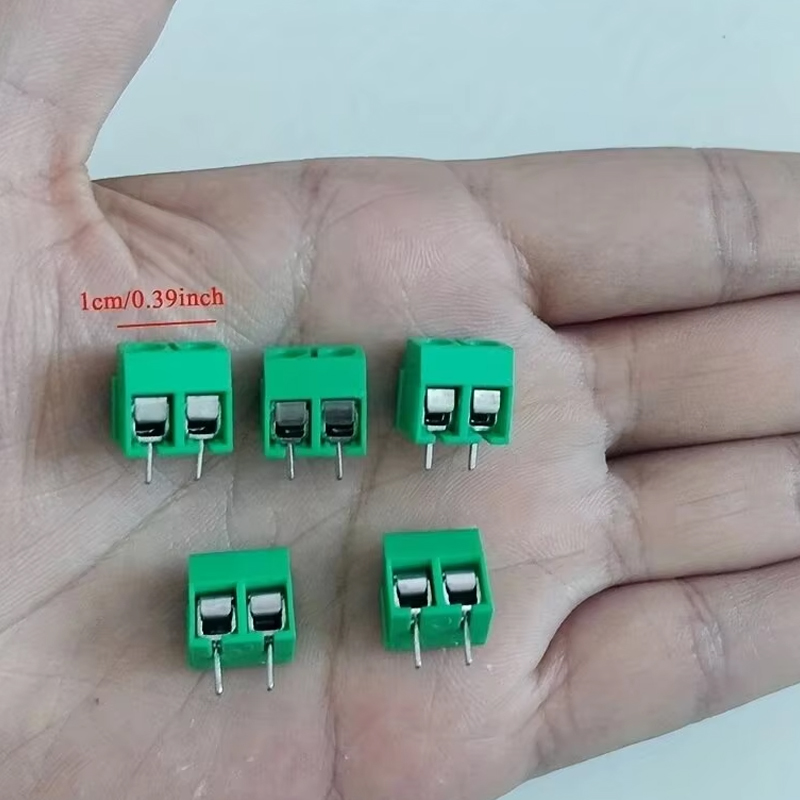 50 個 PCB 端子台コネクタピッチ 5.0 ミリメートル - Nuts Mix のレビューと価格